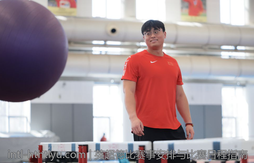 英超德比赛事安排与比赛日程指南